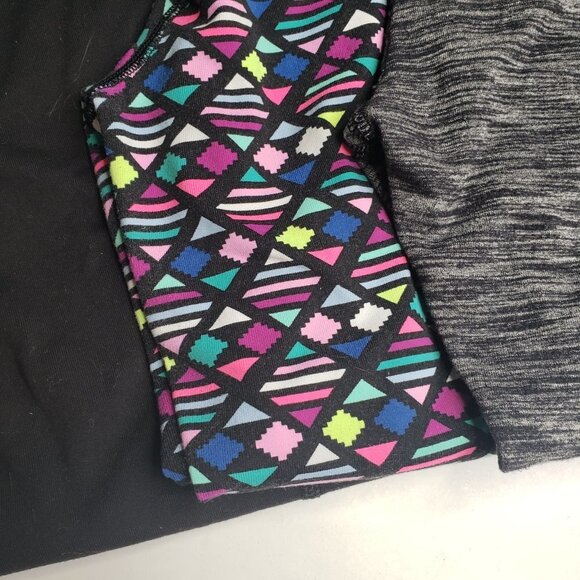 Victoria's Secret Sport VSX 3pc Lot Knockout Capris S Small Black Grey Print - Picture 2 of 6